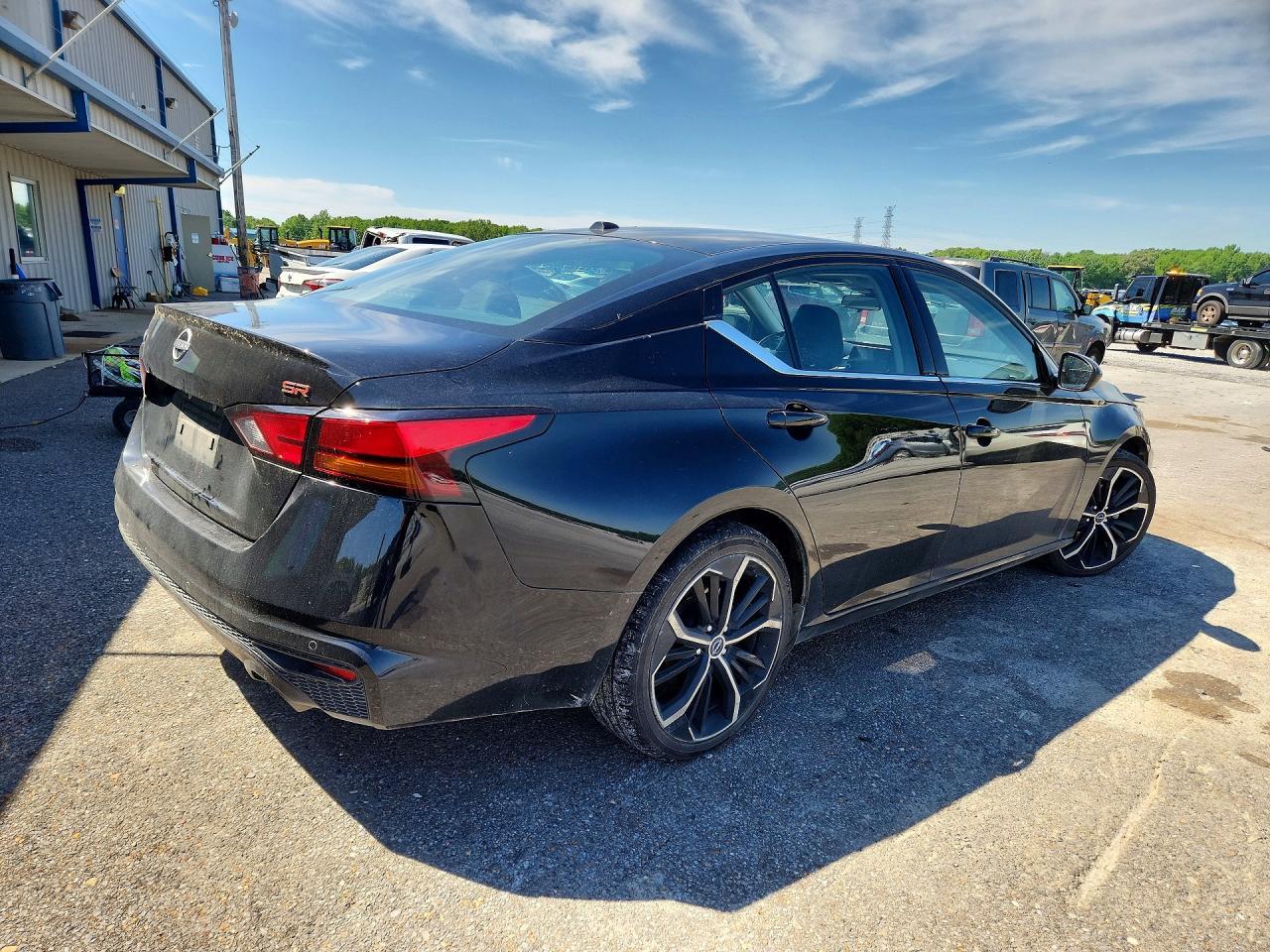 2023 NISSAN ALTIMA
