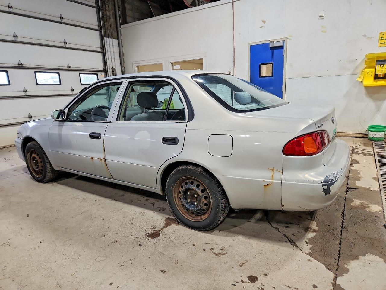 2001 TOYOTA COROLLA