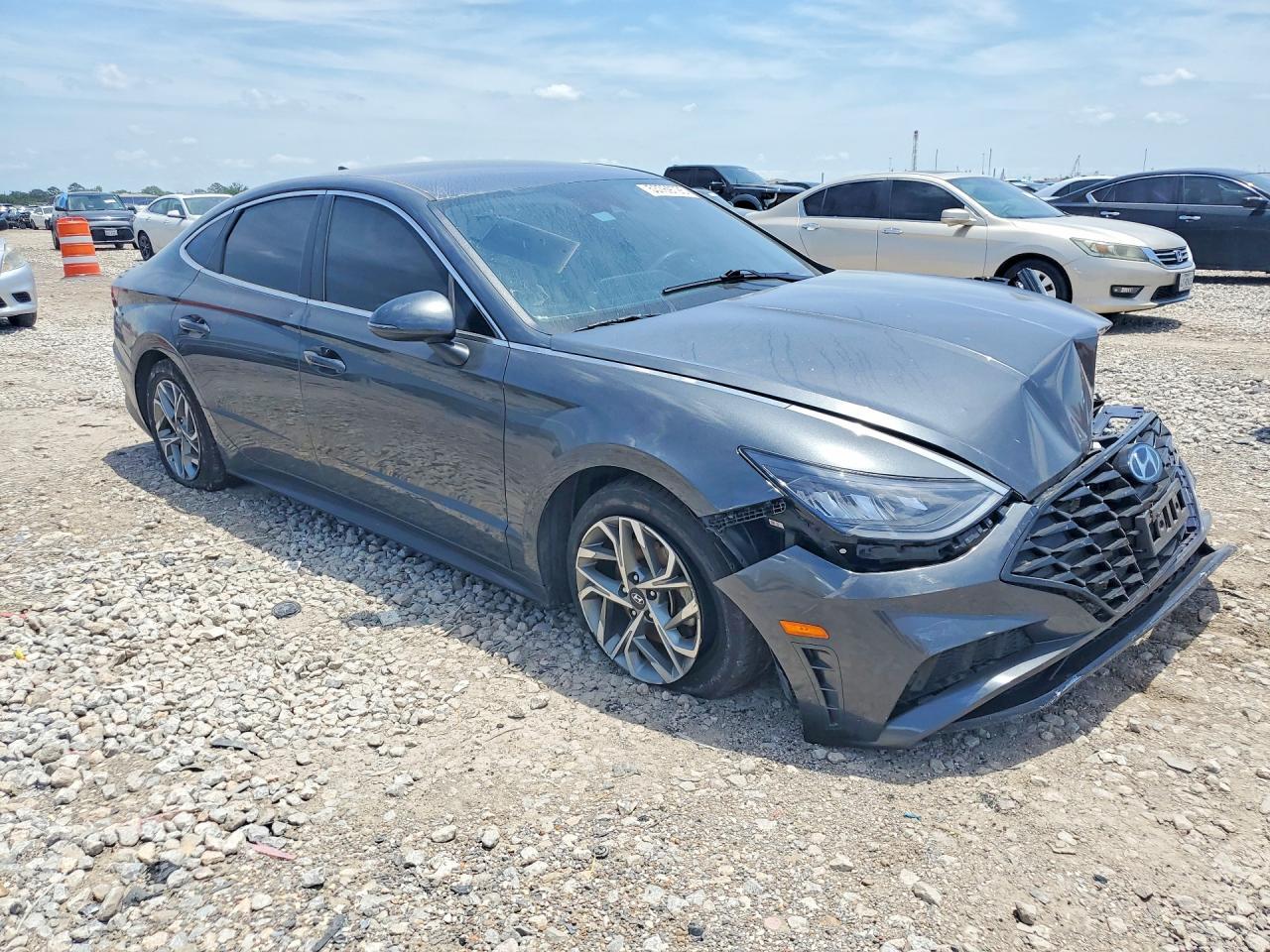 2022 HYUNDAI SONATA