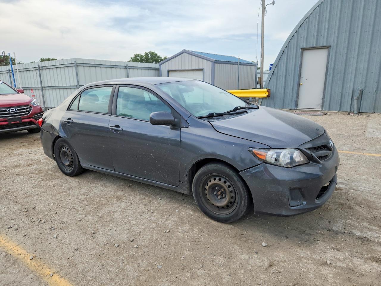 2011 TOYOTA COROLLA