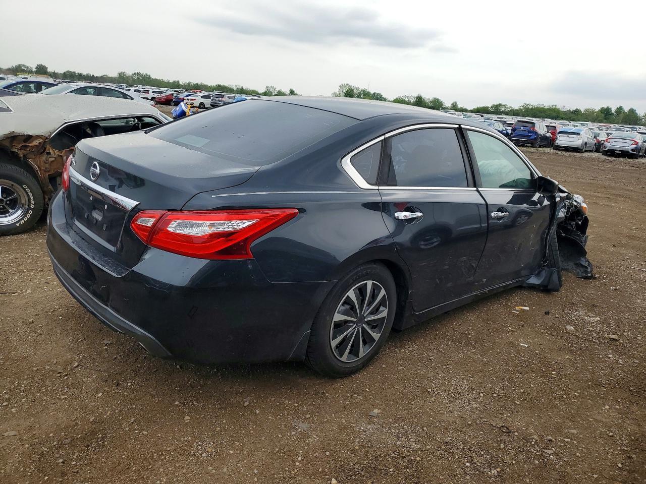 2017 NISSAN ALTIMA