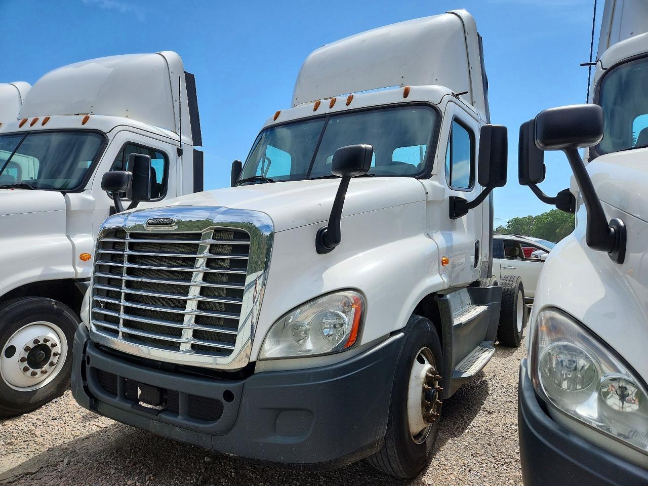 2016 FREIGHTLINER CASCADIA 125