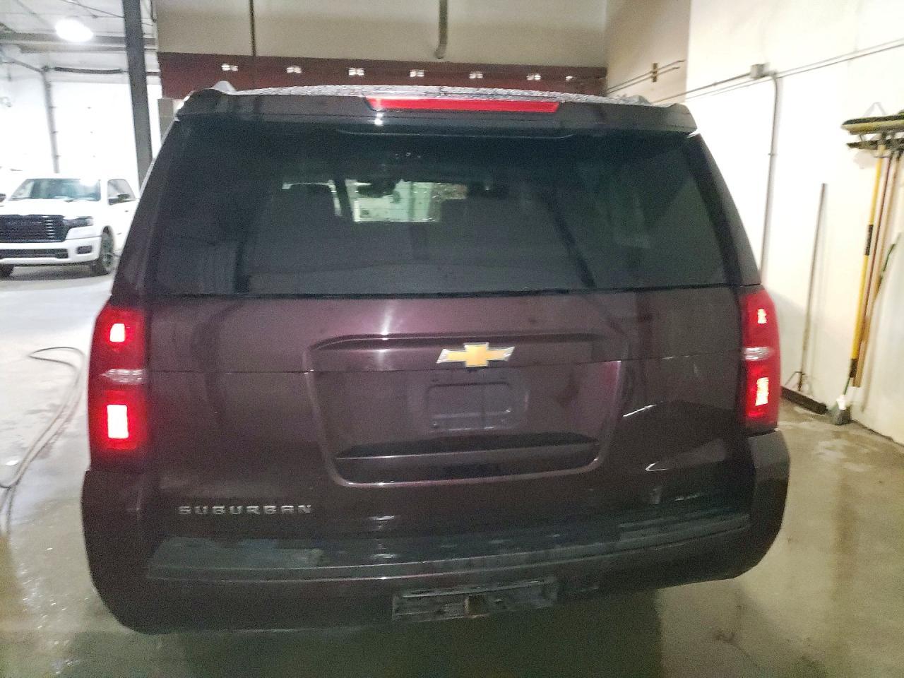 2017 CHEVROLET Suburban