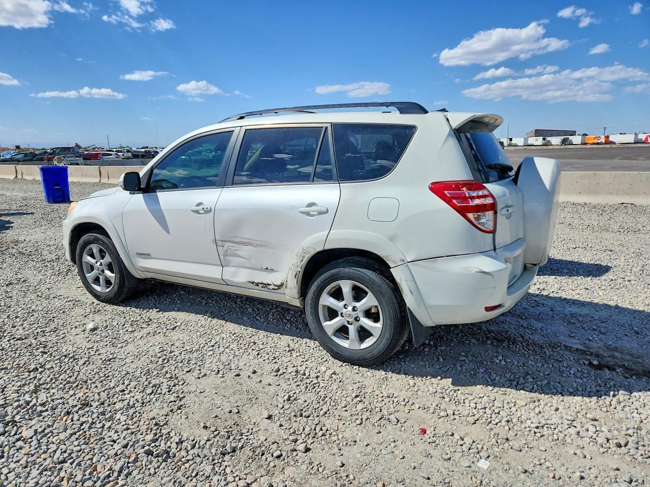 2011 TOYOTA RAV4