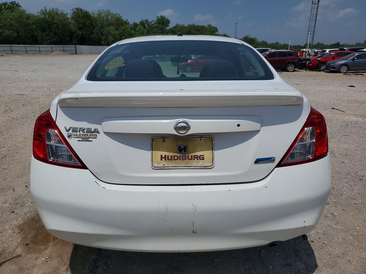 2014 NISSAN VERSA