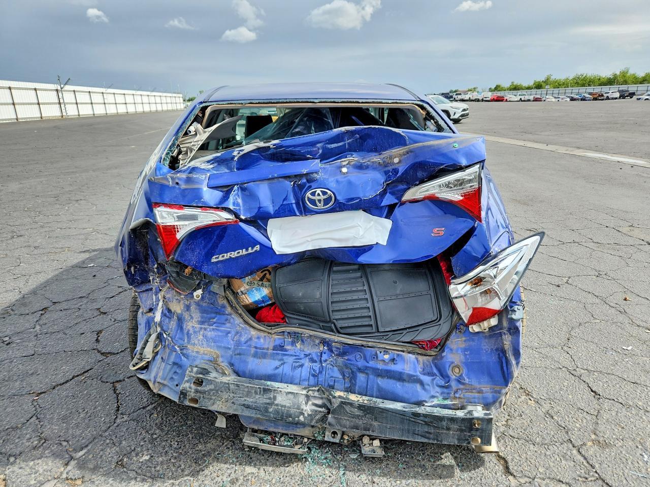 2016 TOYOTA COROLLA