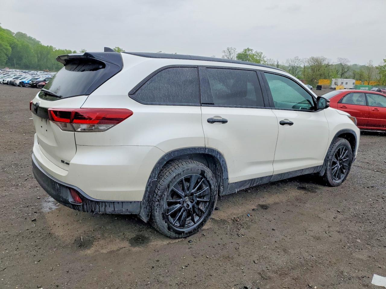 2019 TOYOTA HIGHLANDER