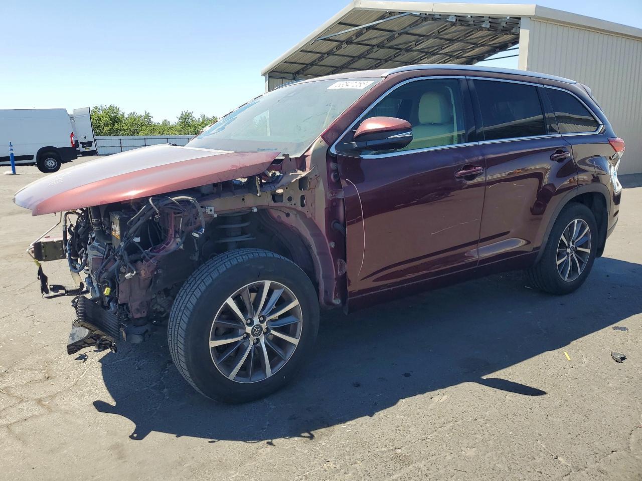 2018 TOYOTA HIGHLANDER