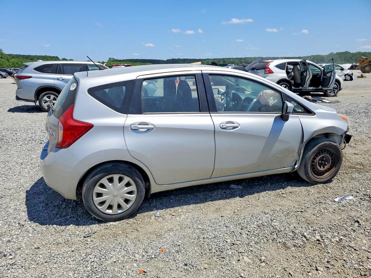 2015 NISSAN Versa Note