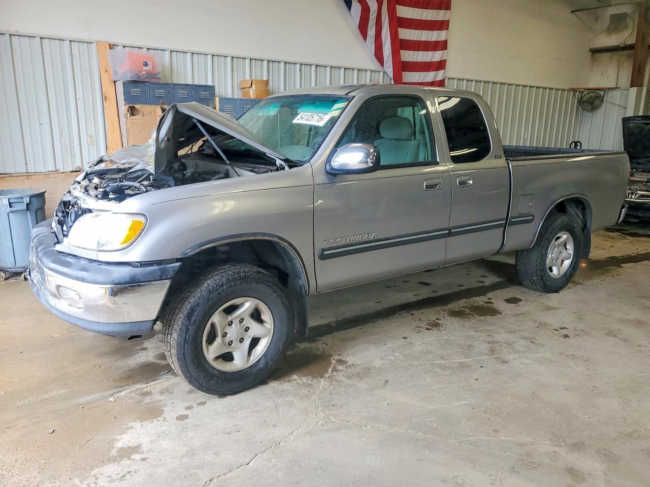 2002 TOYOTA TUNDRA