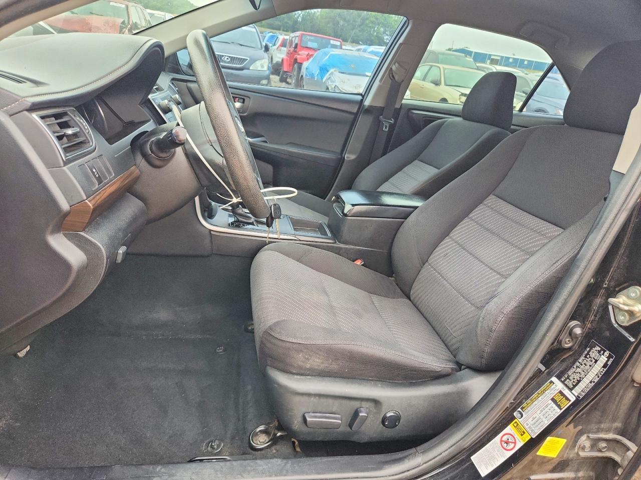 2016 TOYOTA CAMRY