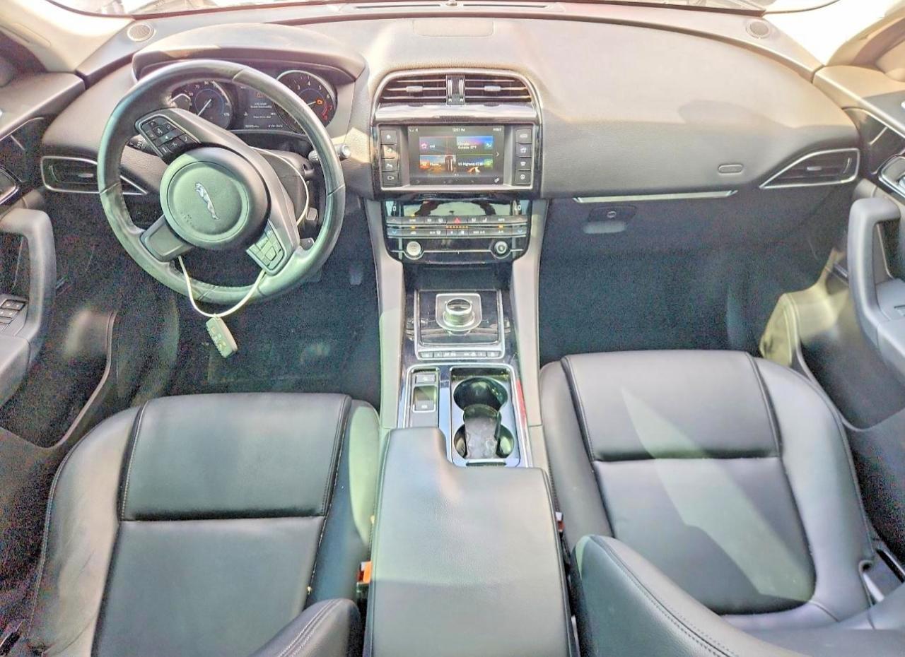 2018 JAGUAR F-Pace