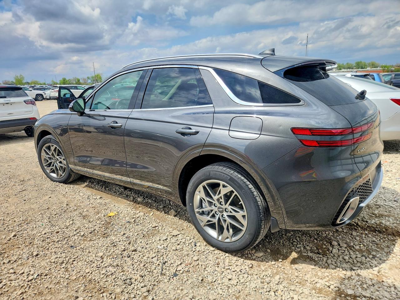 2024 GENESIS GV70