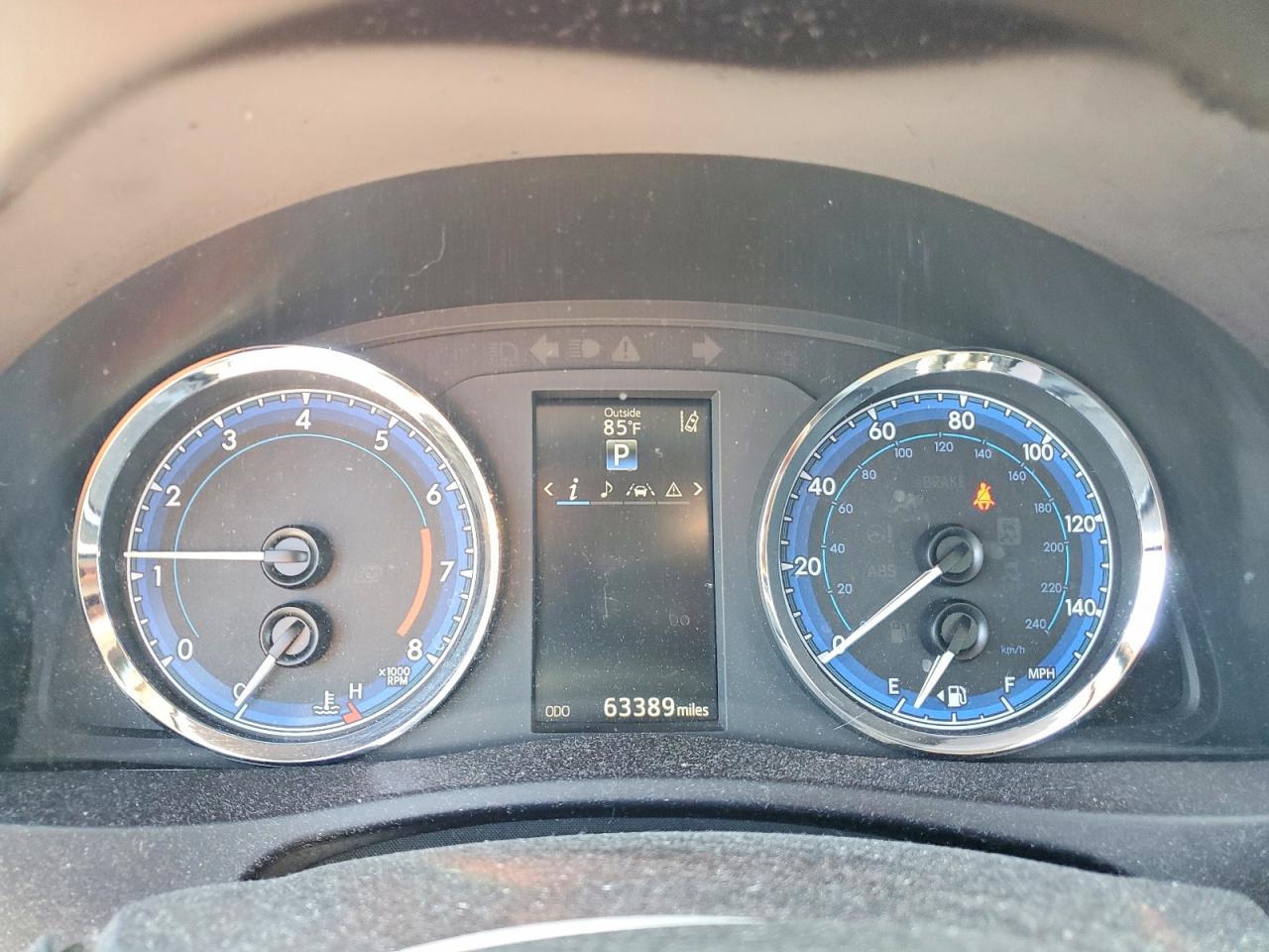 2017 TOYOTA COROLLA