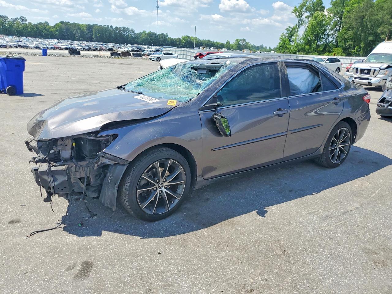 2015 TOYOTA CAMRY