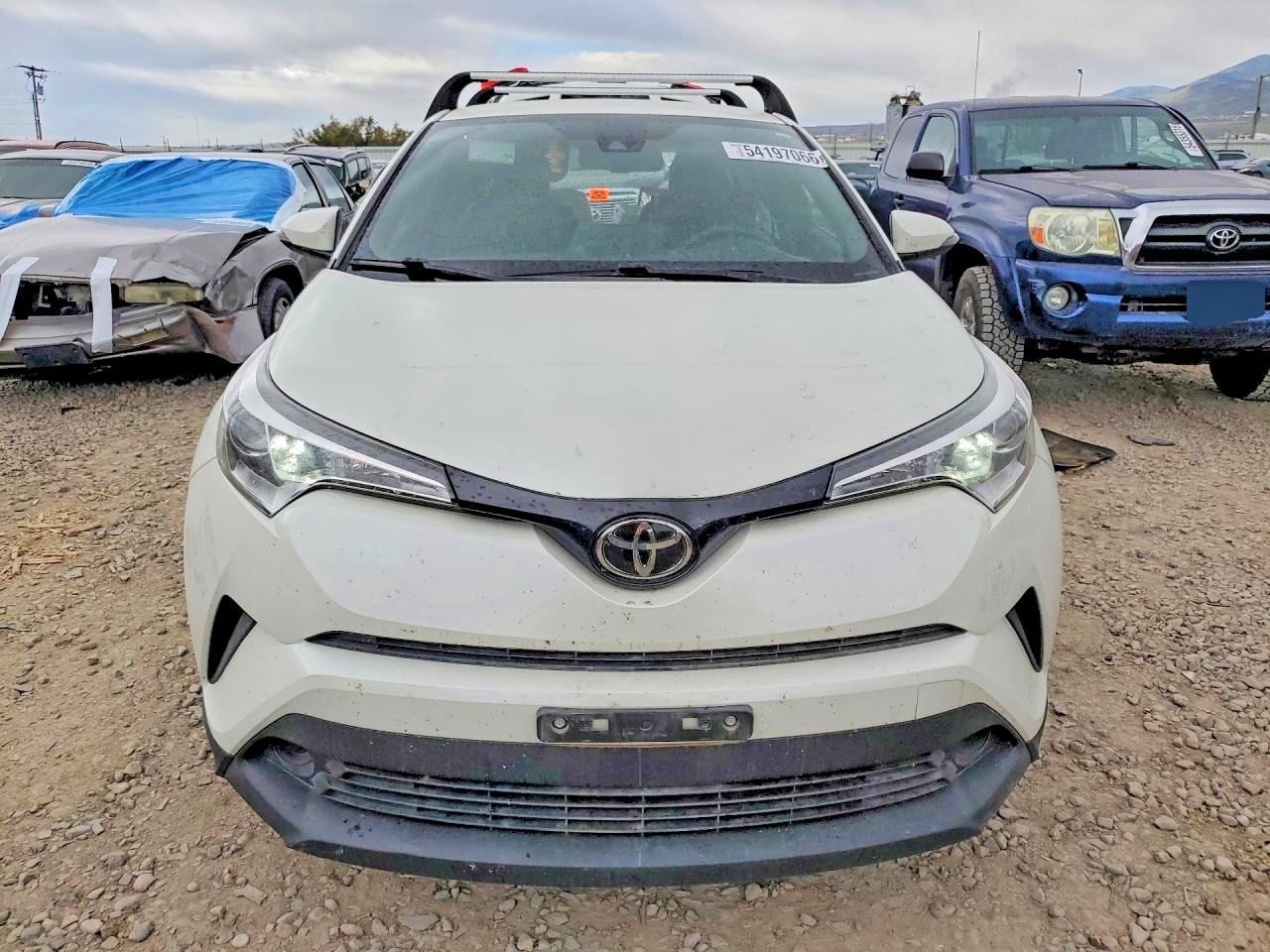 2019 TOYOTA C-HR