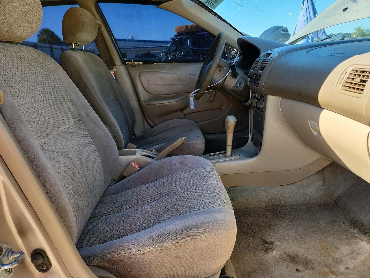 2001 TOYOTA COROLLA