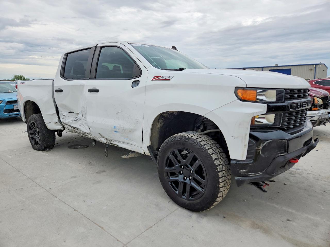 2021 CHEVROLET Silverado