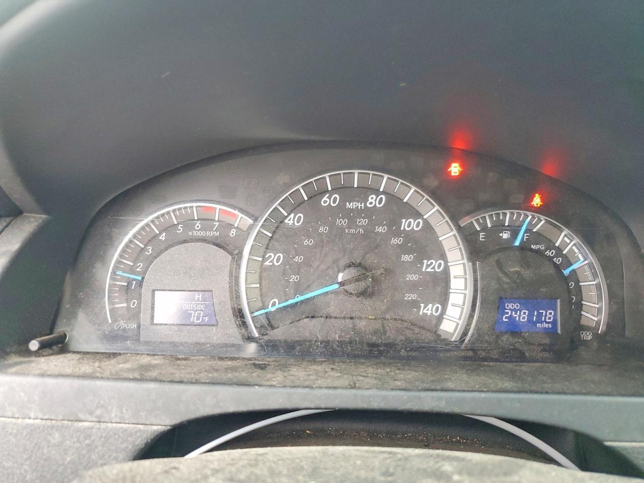 2014 TOYOTA CAMRY
