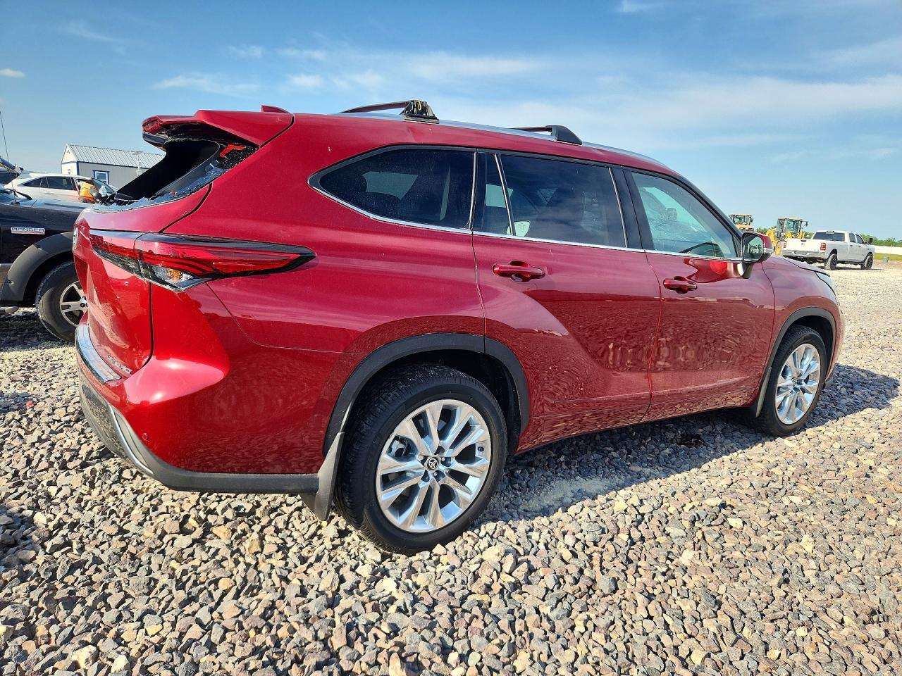 2022 TOYOTA HIGHLANDER