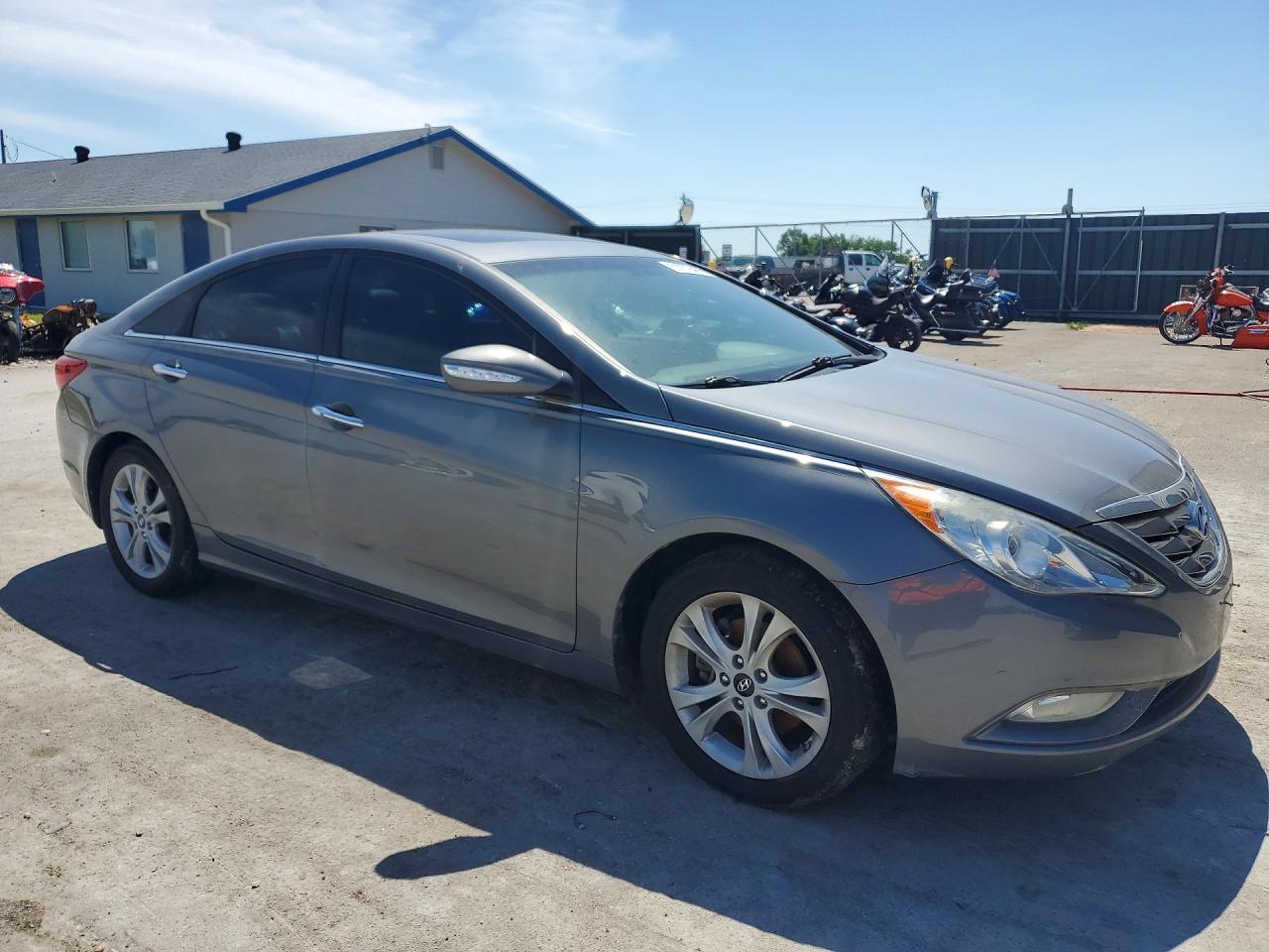 2013 HYUNDAI SONATA
