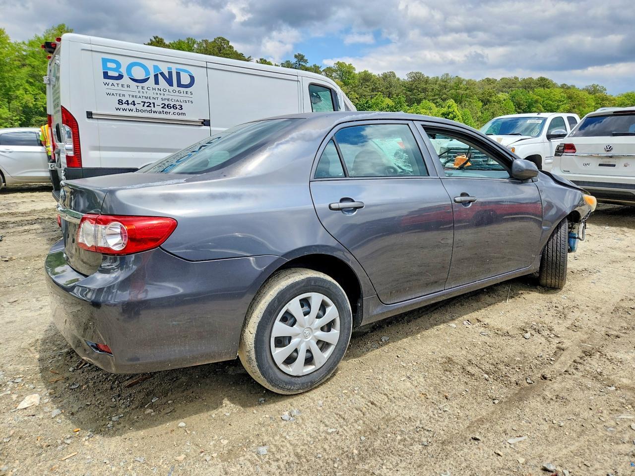 2013 TOYOTA COROLLA