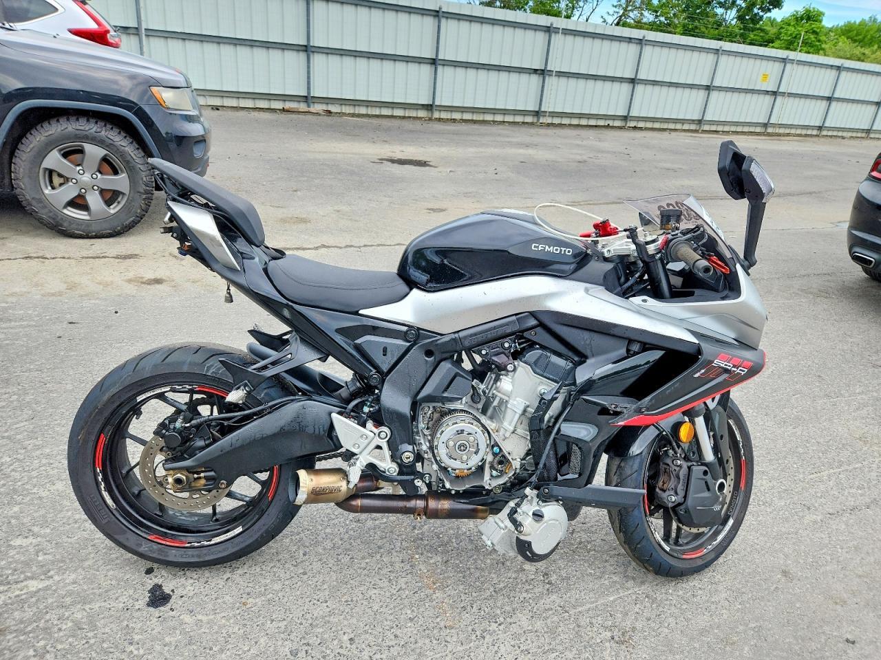 2025 CF MOTO 675SS