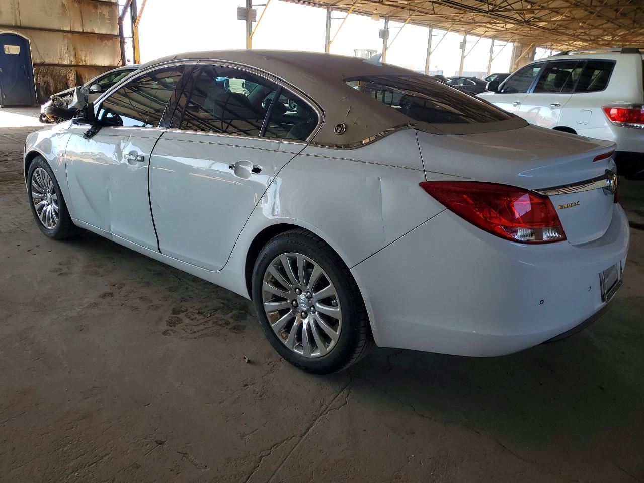2011 BUICK Regal