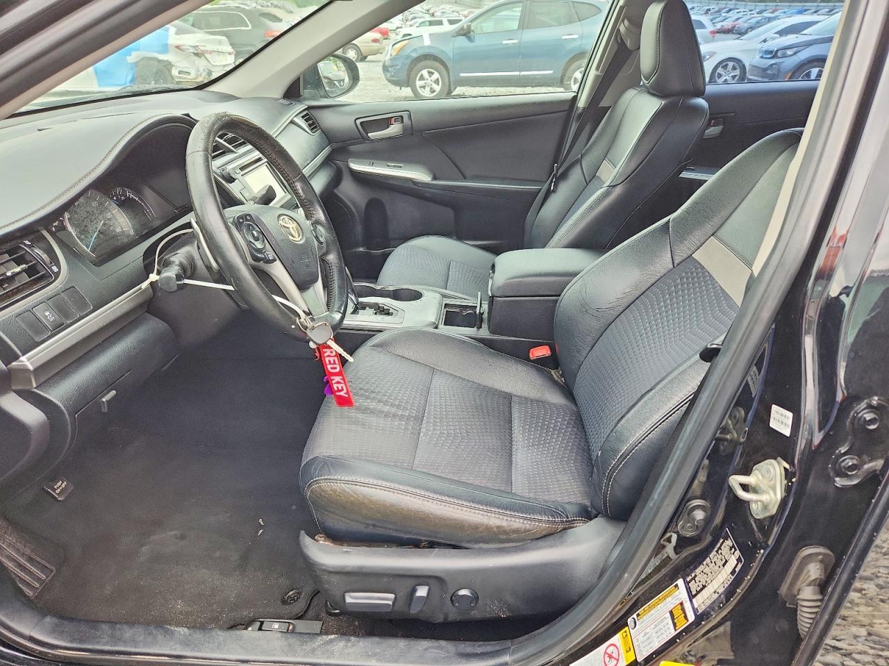 2014 TOYOTA CAMRY