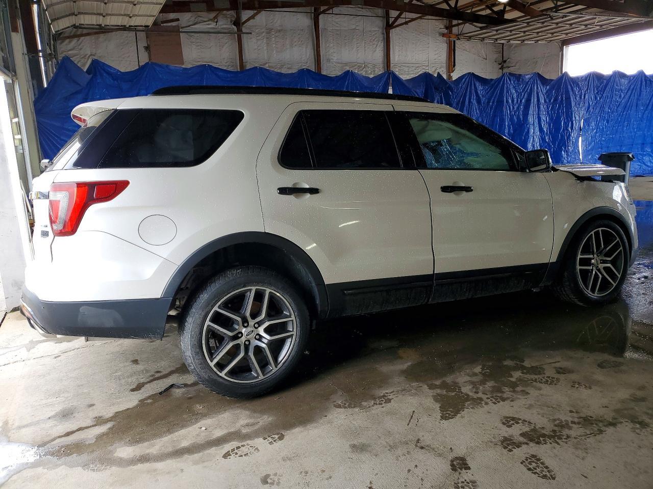 2016 FORD Explorer Sport Trac