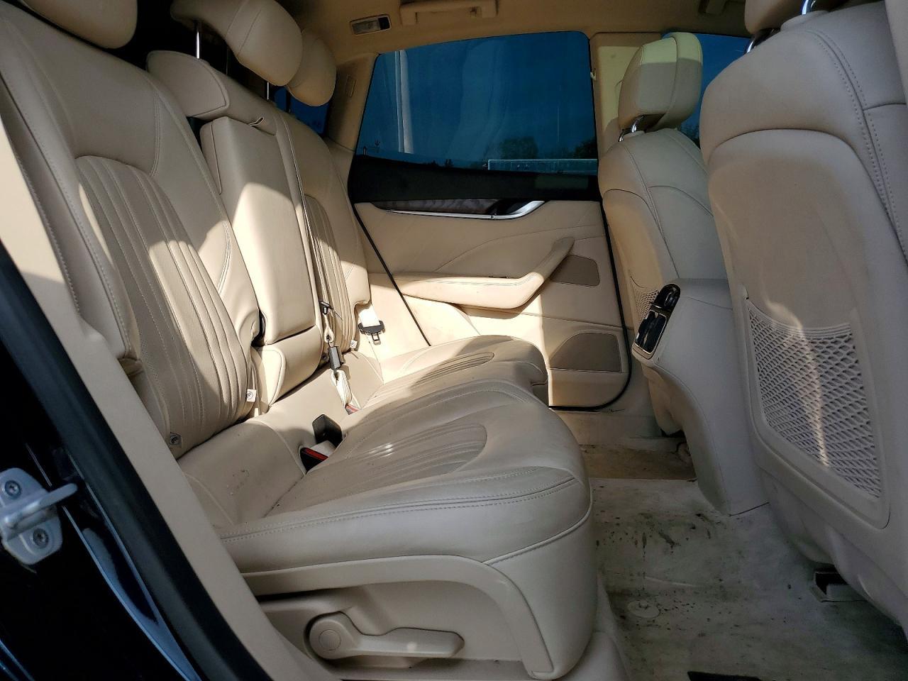 2020 MASERATI Levante