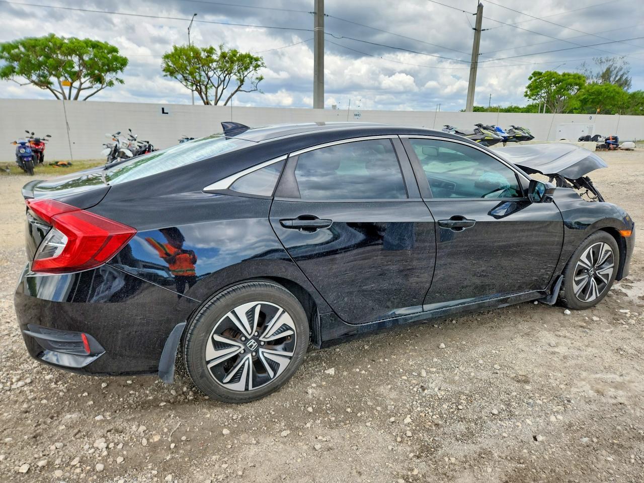 2016 HONDA CIVIC