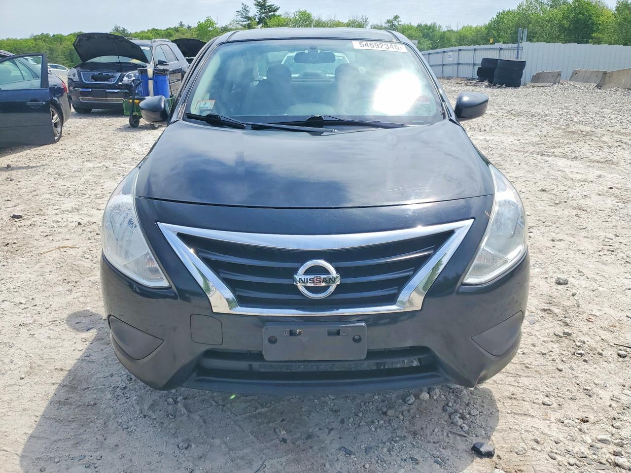 2016 NISSAN VERSA