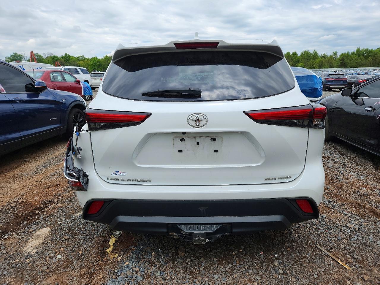 2022 TOYOTA HIGHLANDER
