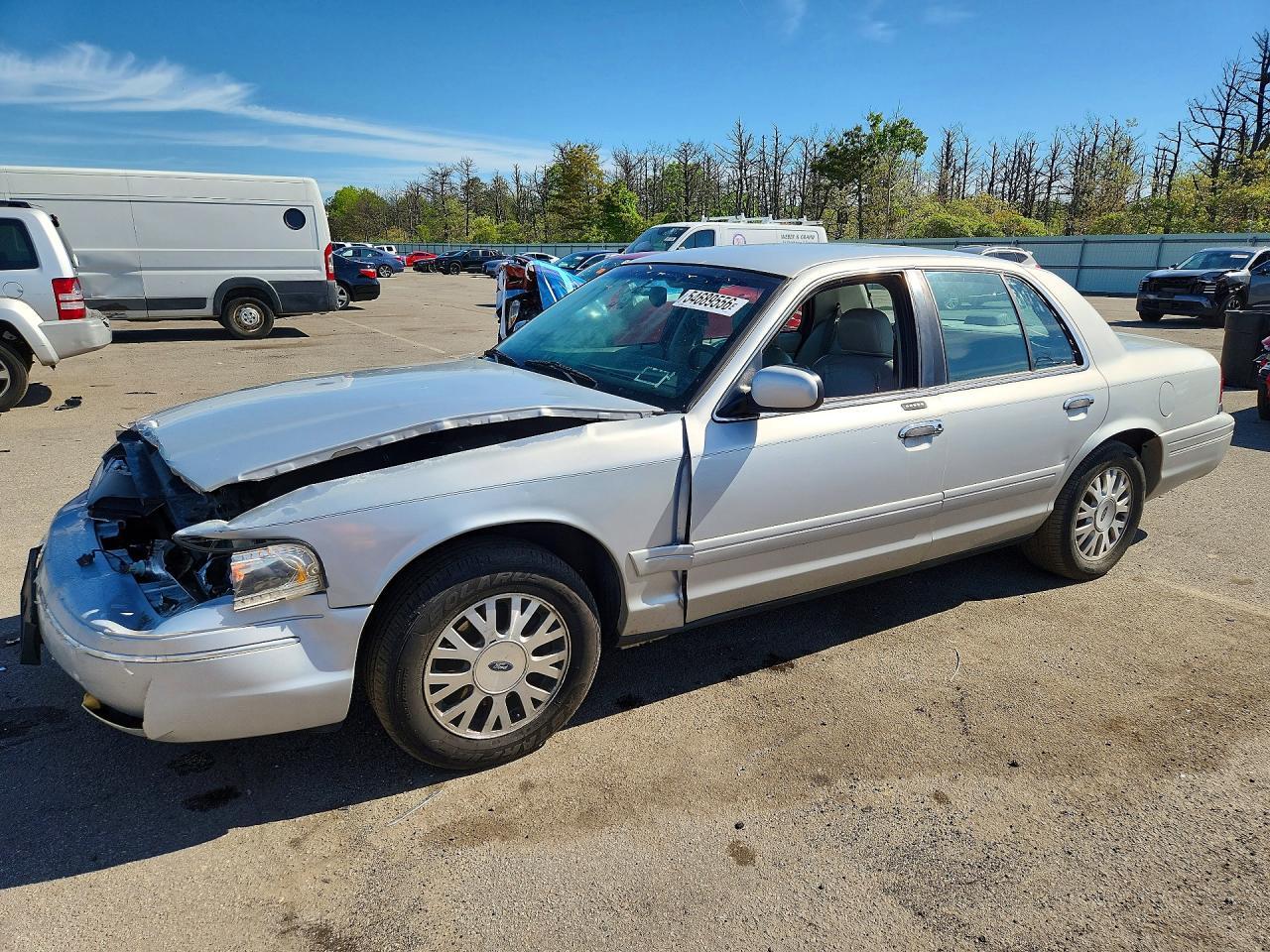 2003 FORD Crown Victoria