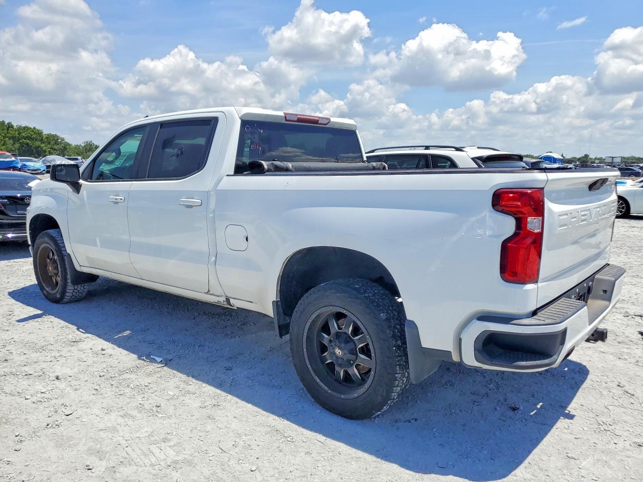 2020 CHEVROLET Silverado