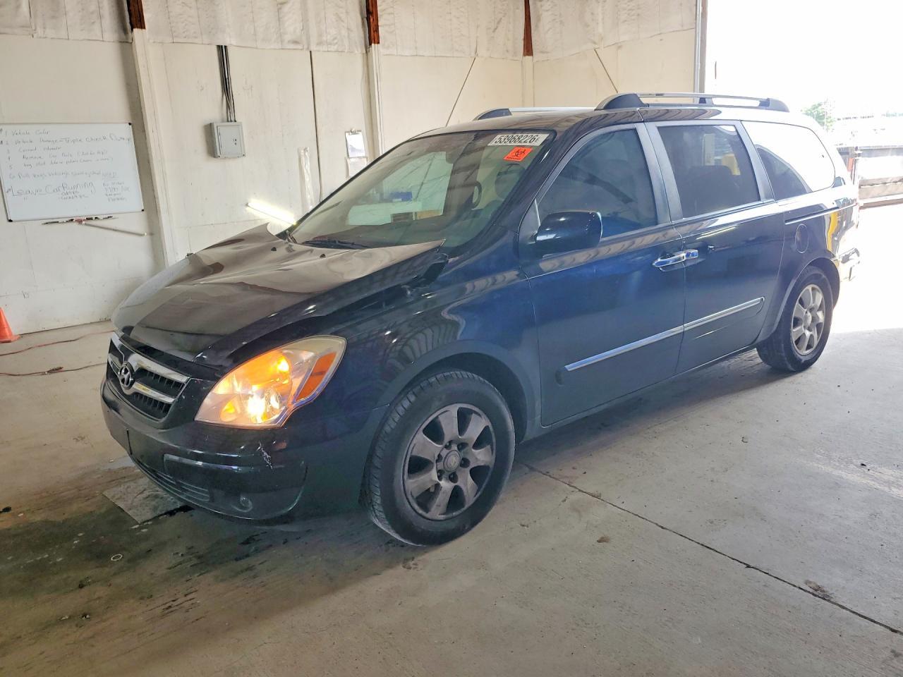 2007 HYUNDAI Entourage