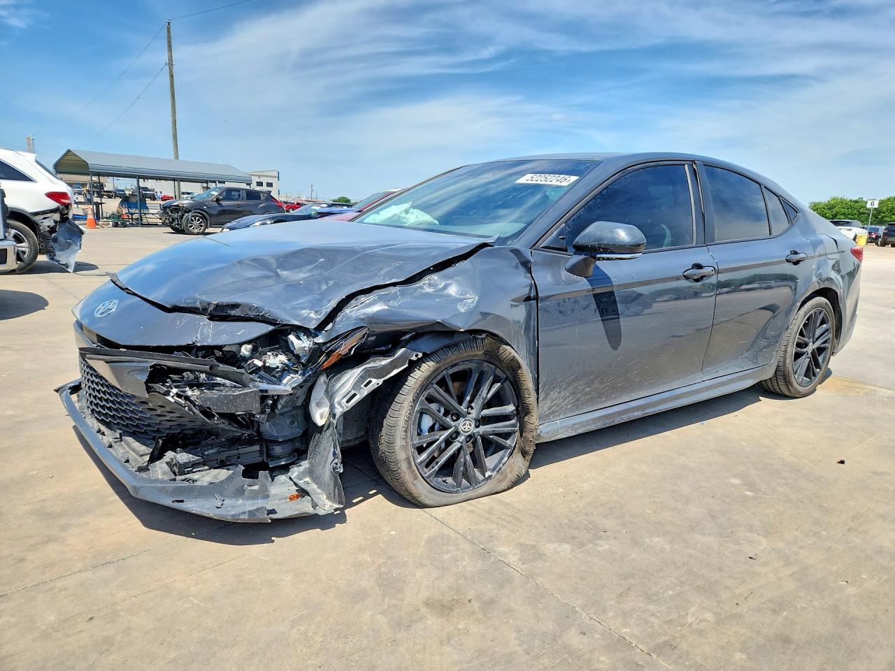 2025 TOYOTA CAMRY