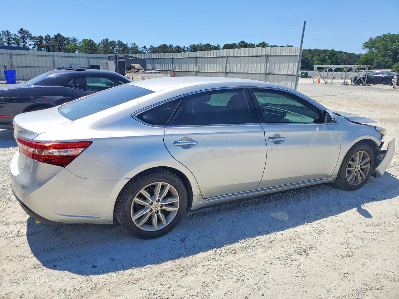 2013 TOYOTA Avalon