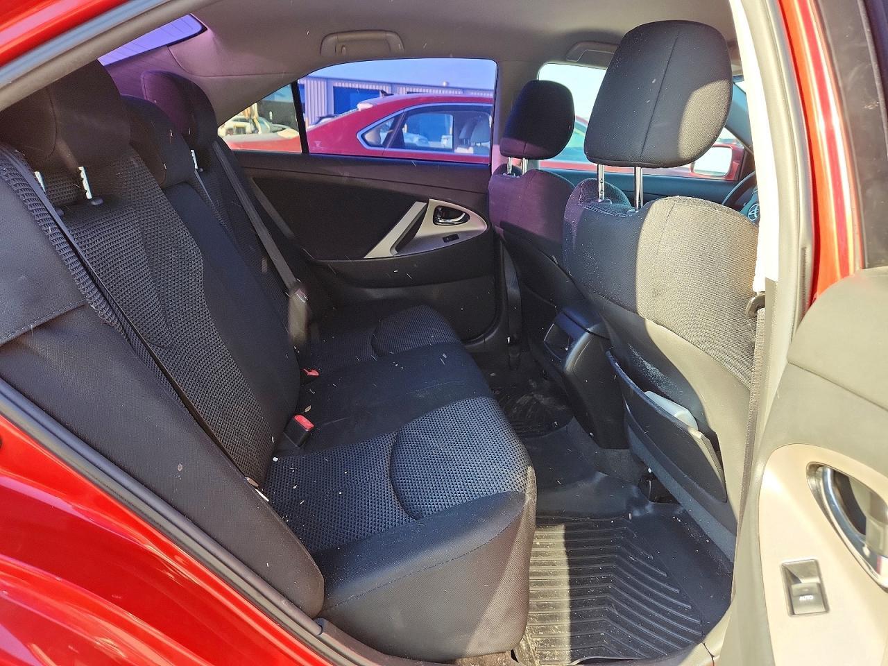 2010 TOYOTA CAMRY