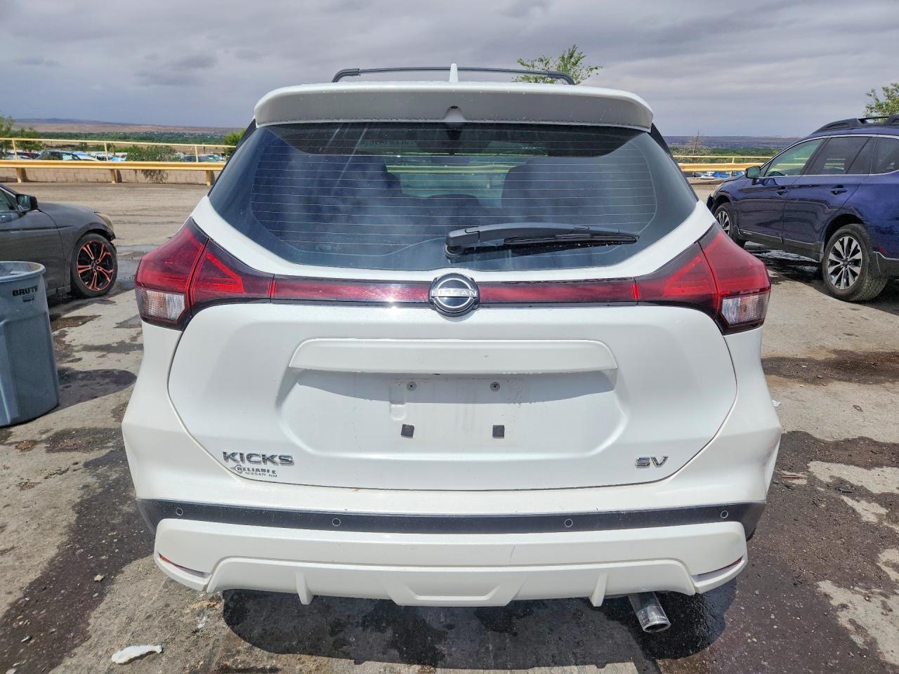 2022 NISSAN KICKS