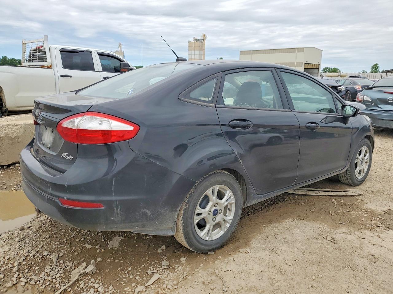 2014 FORD Fiesta