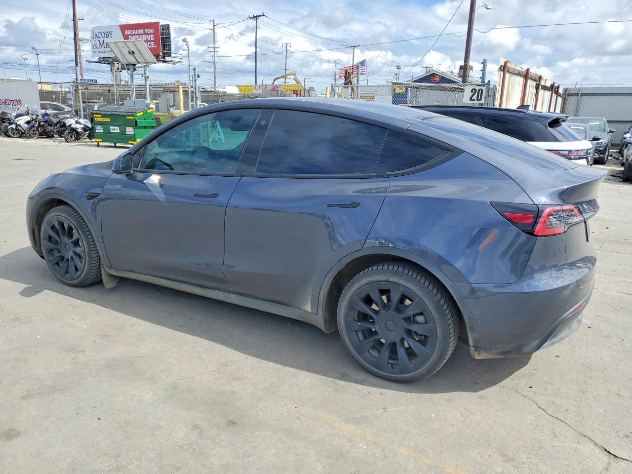 2022 TESLA MODEL Y