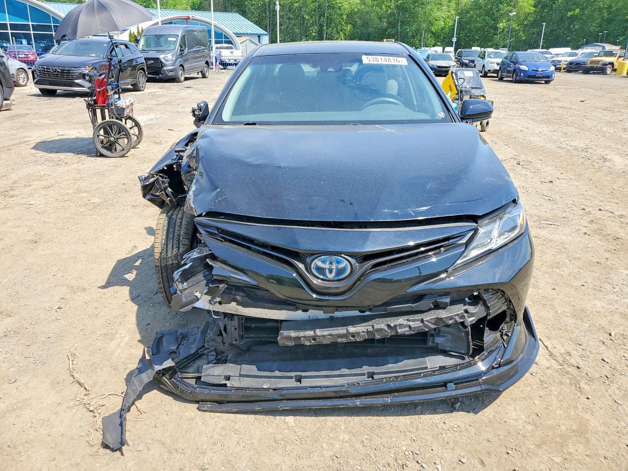 2018 TOYOTA CAMRY