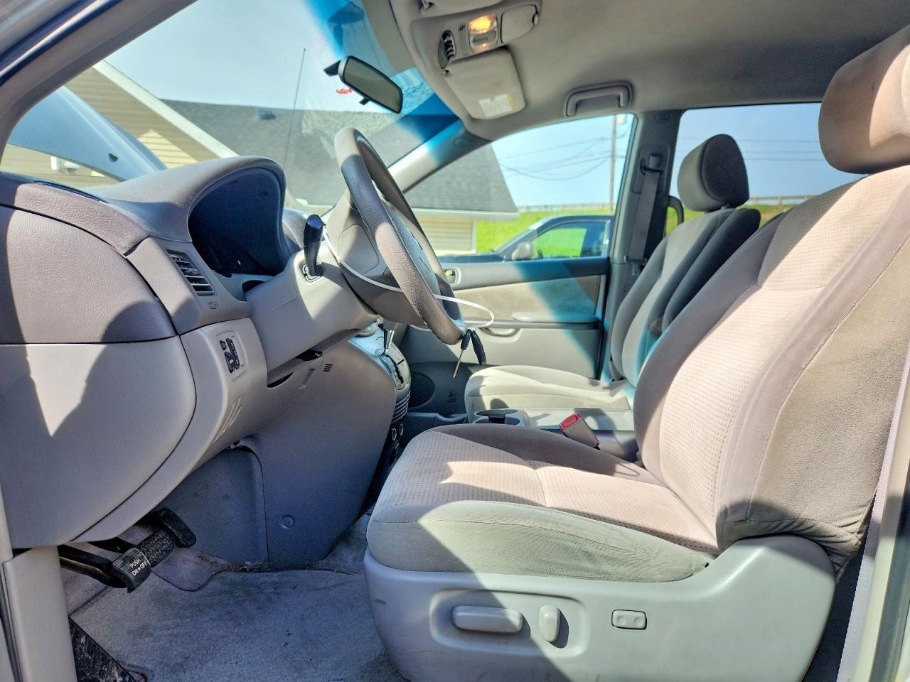 2007 TOYOTA SIENNA