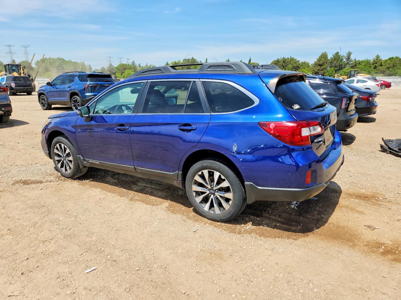 2015 SUBARU Outback