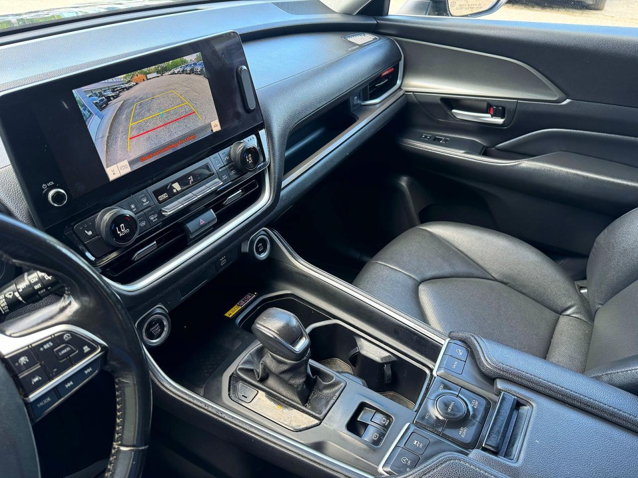 2024 TOYOTA HIGHLANDER