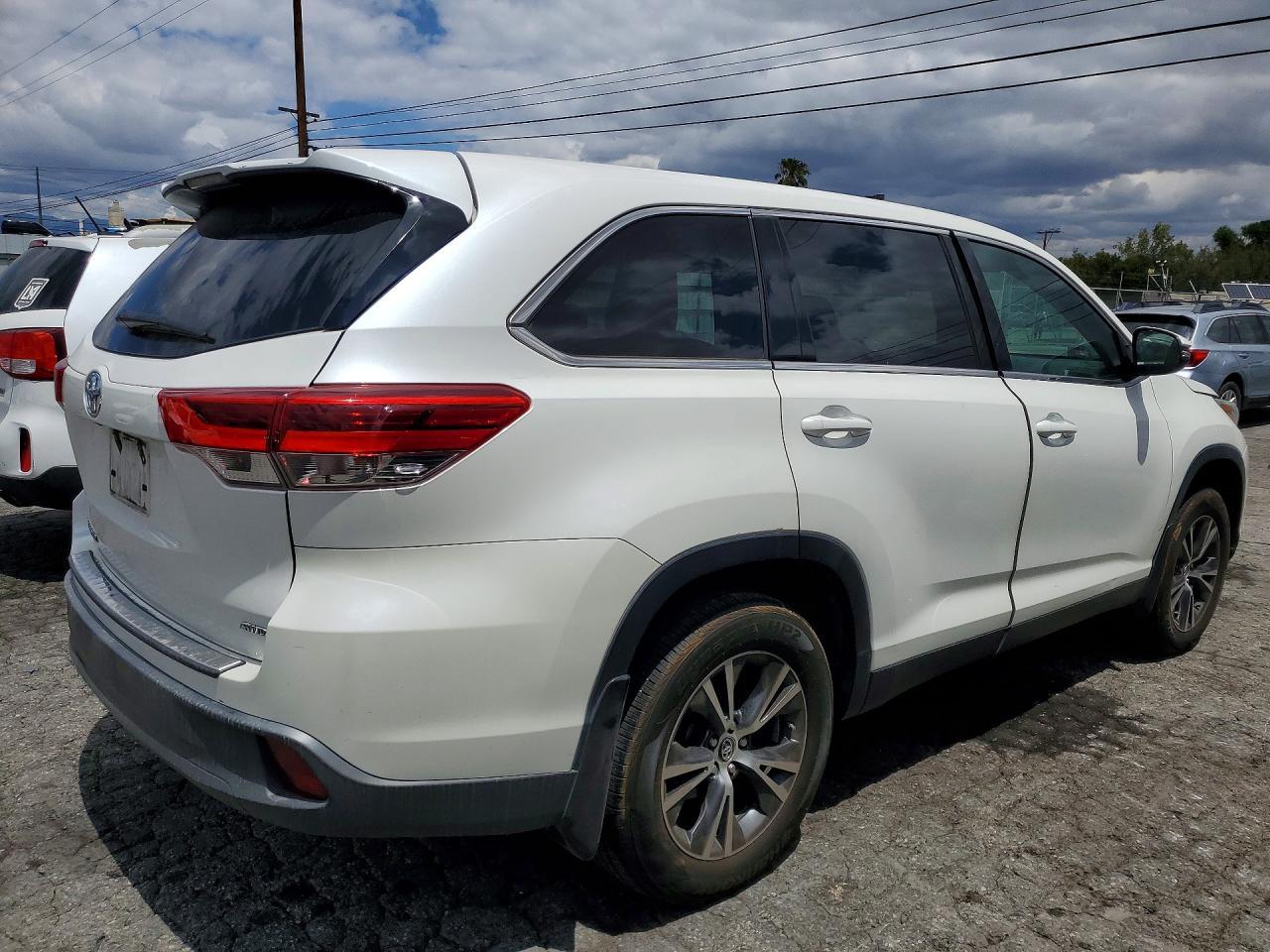 2019 TOYOTA HIGHLANDER