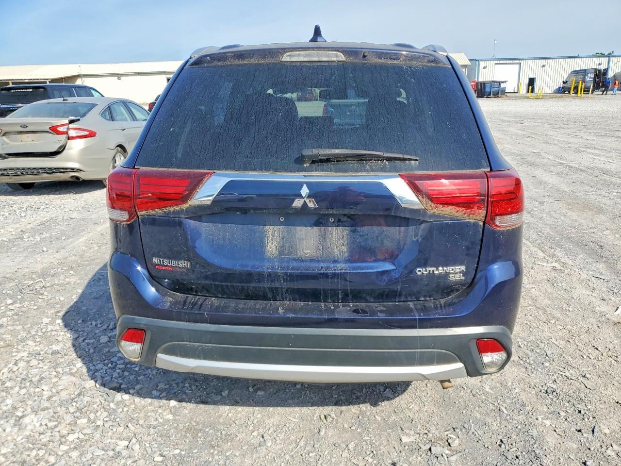 2017 MITSUBISHI outlander