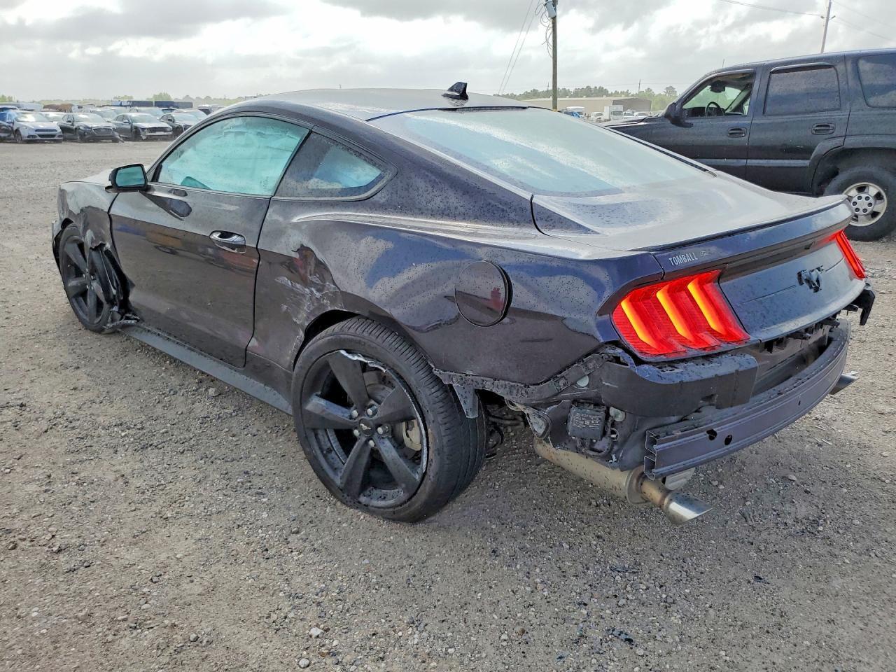 2022 FORD MUSTANG